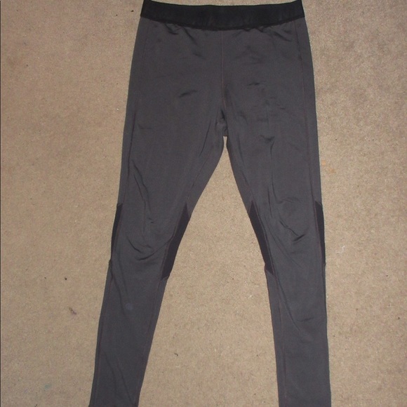 Nike Pants - Full length Nike Pro leggings Nike Pants - Full length Nike Pro leggings